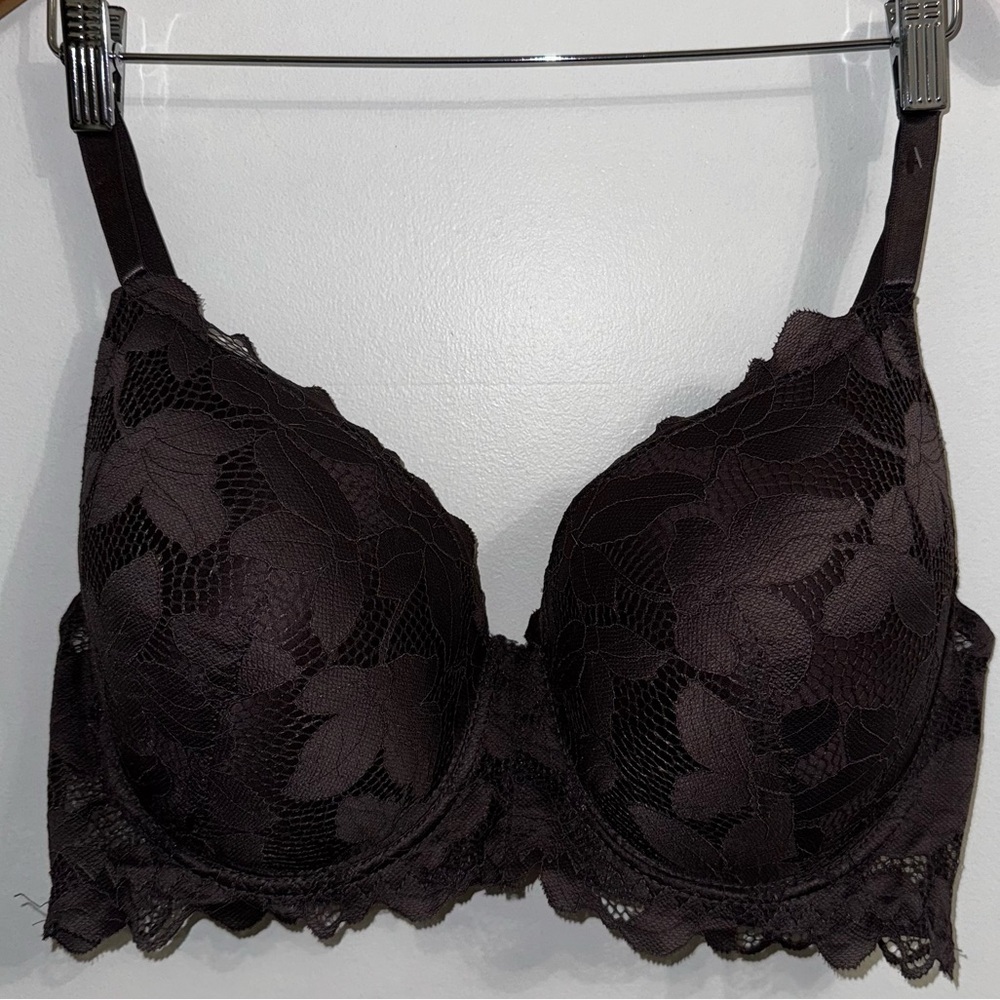 NWOT Adrienne Vittadini Studio Everyday Bra Size 40DDD color GREY